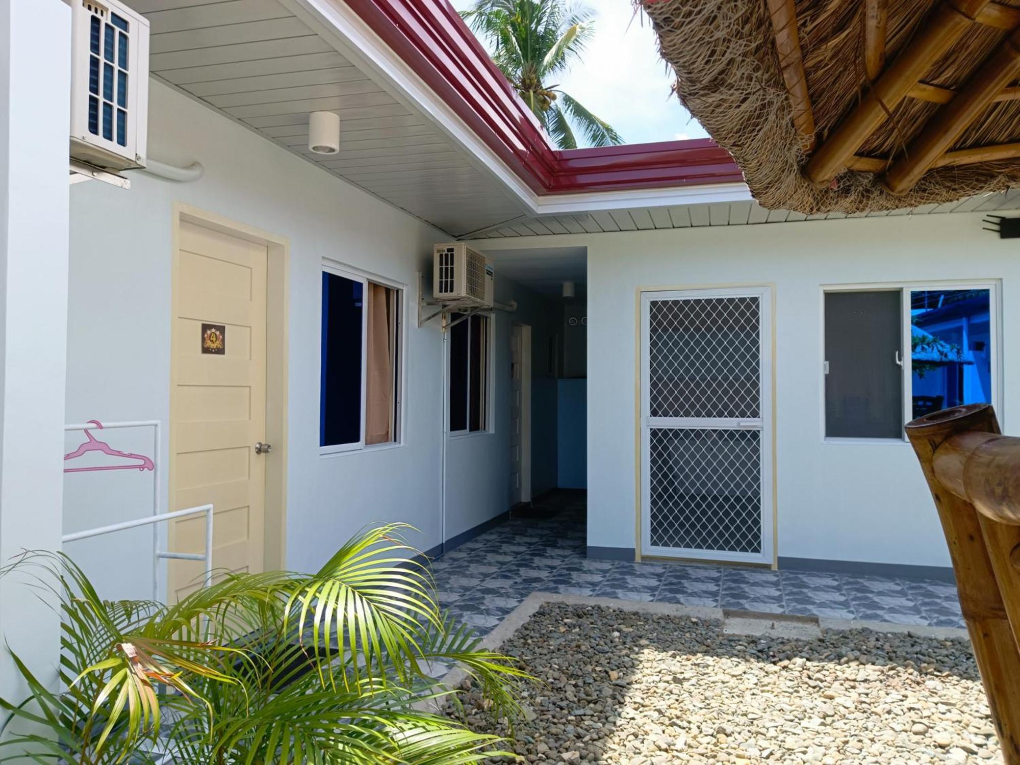 3 Sisters Guest House 1 Moalboal Eksteriør billede