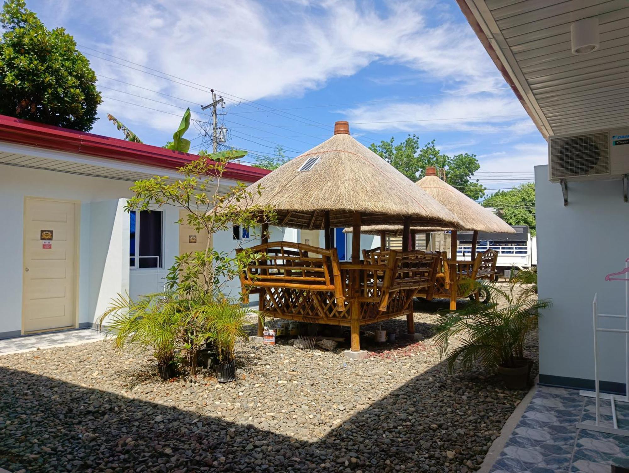 3 Sisters Guest House 1 Moalboal Eksteriør billede